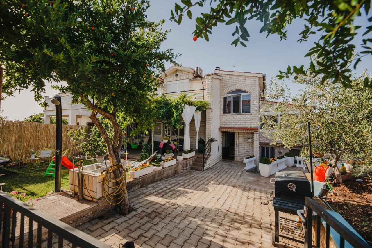 Studio Apartmant Tonka Sibenik Bagian luar foto