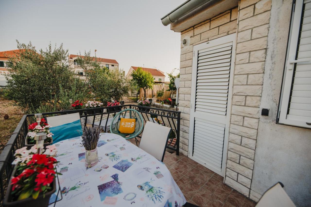 Studio Apartmant Tonka Sibenik Bagian luar foto