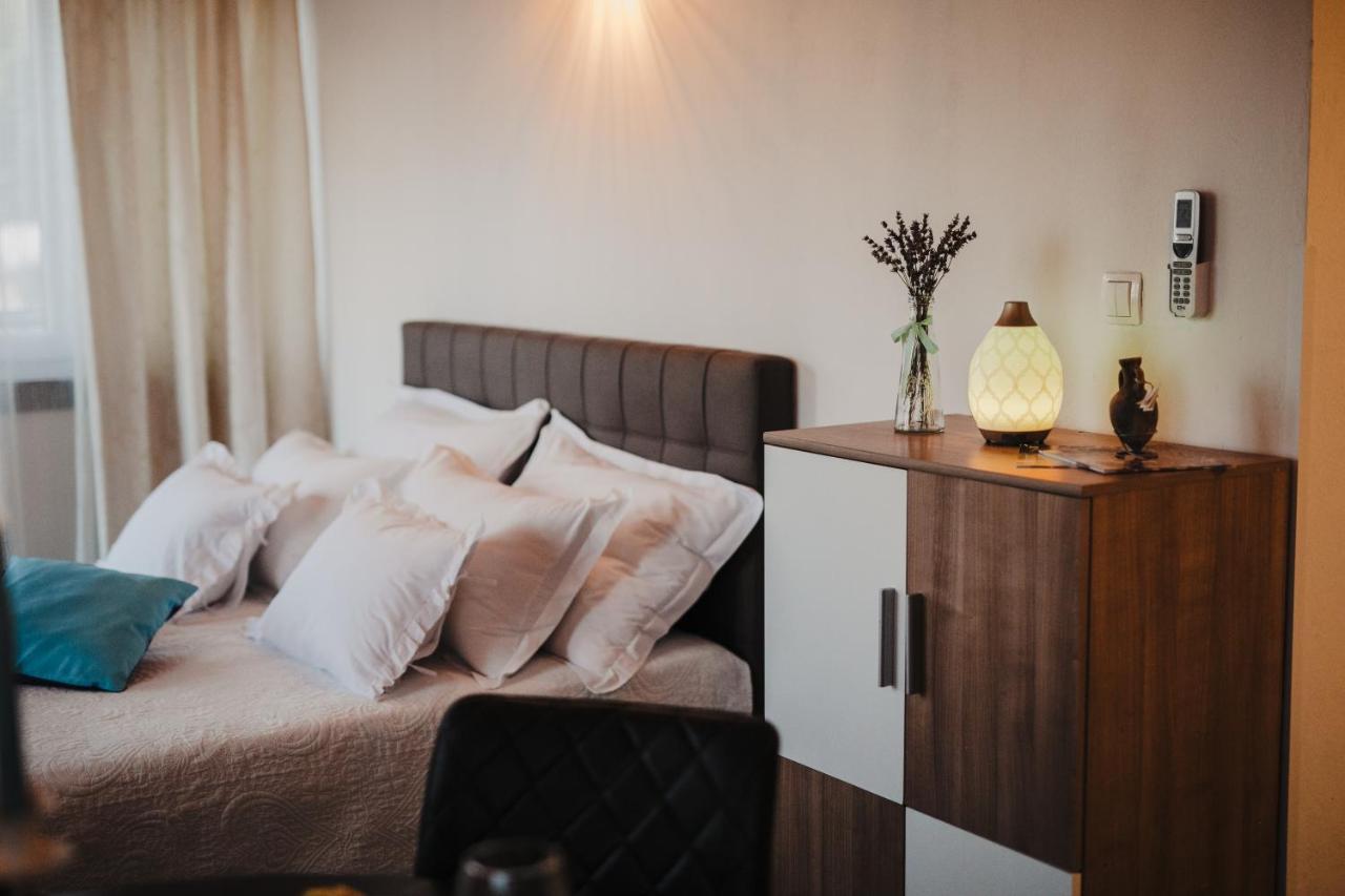 Studio Apartmant Tonka Sibenik Bagian luar foto