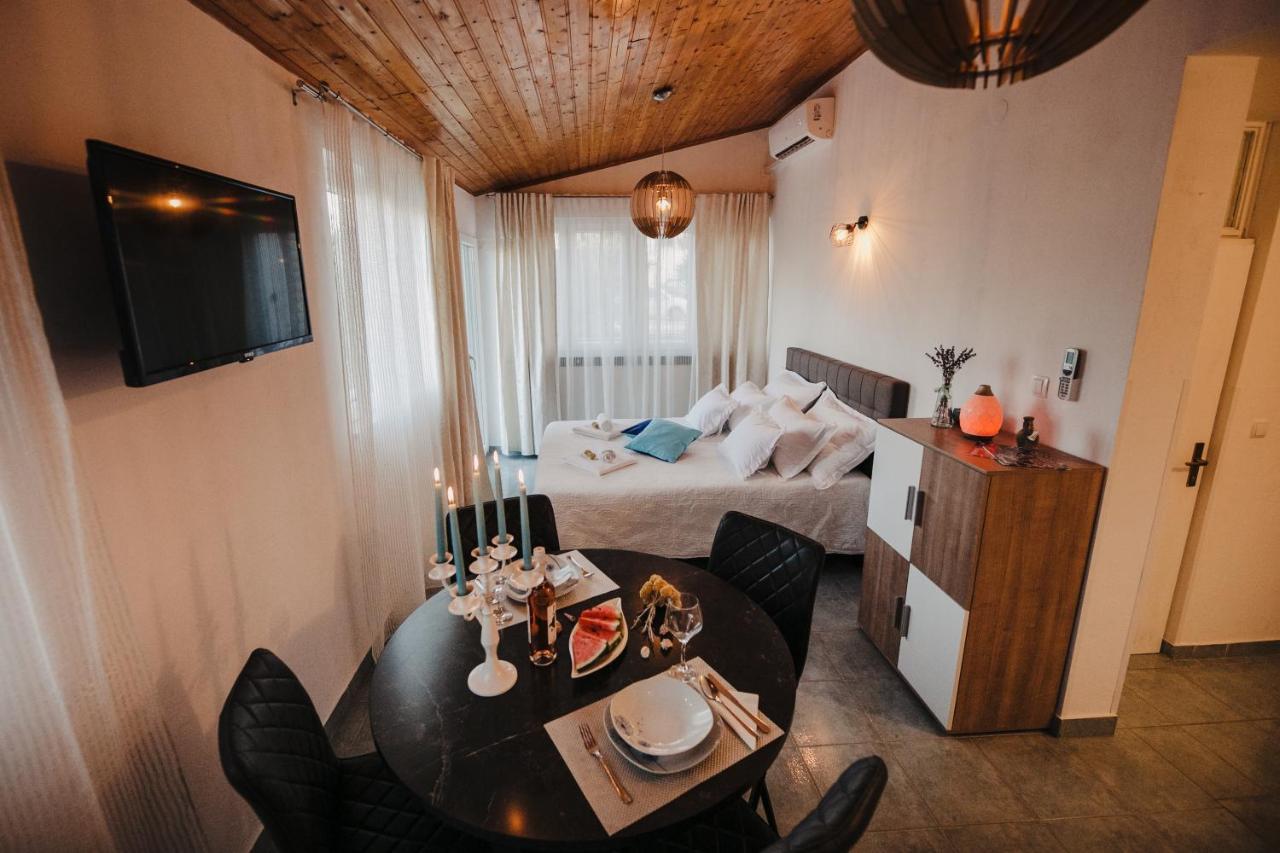Studio Apartmant Tonka Sibenik Bagian luar foto