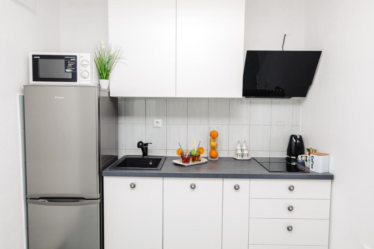 Studio Apartmant Tonka Sibenik Bagian luar foto